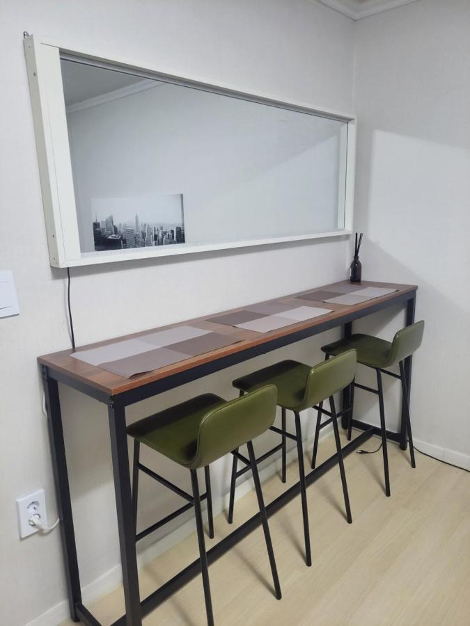 Newly Renovated 2 Bedroom Apartment #7 Seoul Exterior foto